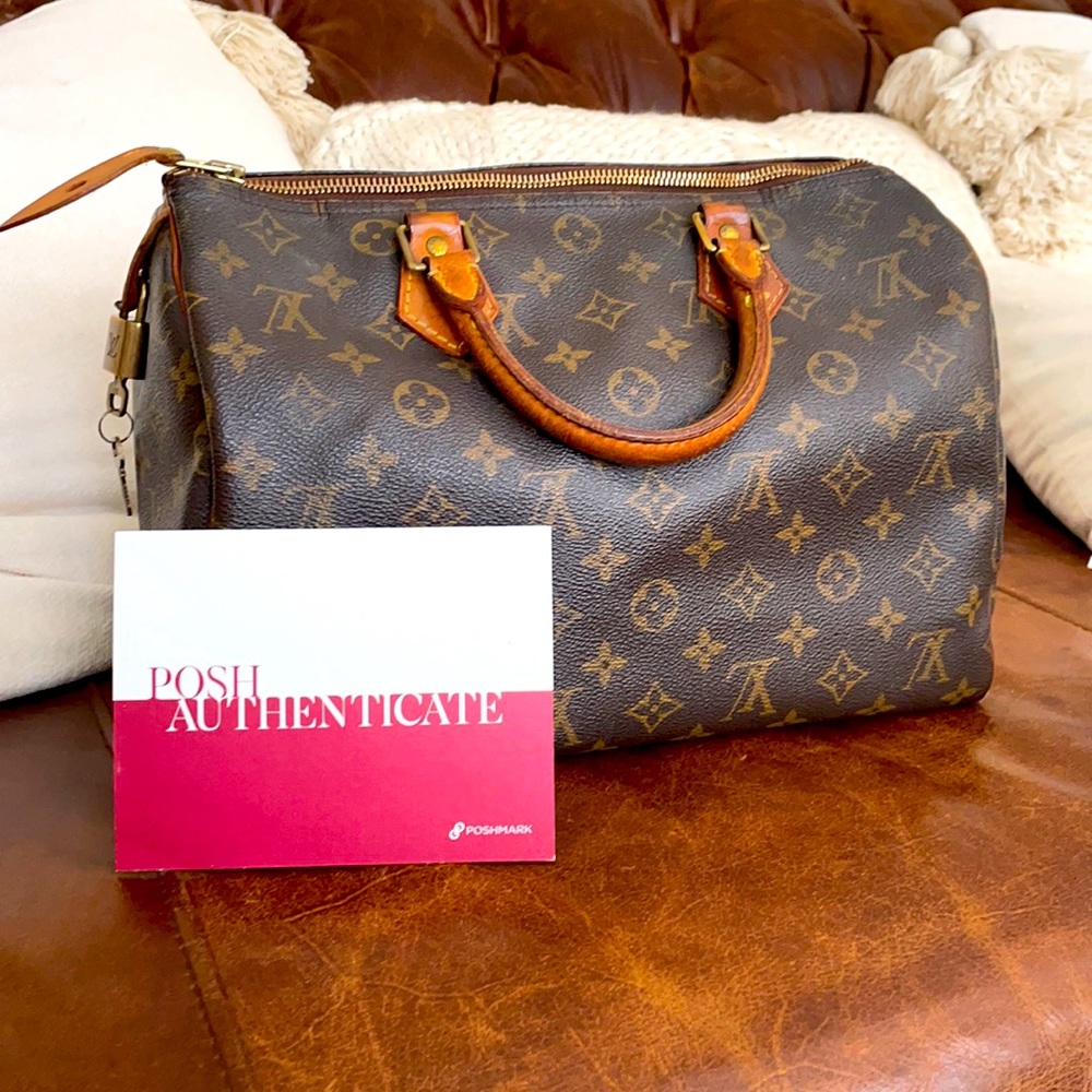 Louis Vuitton speedy